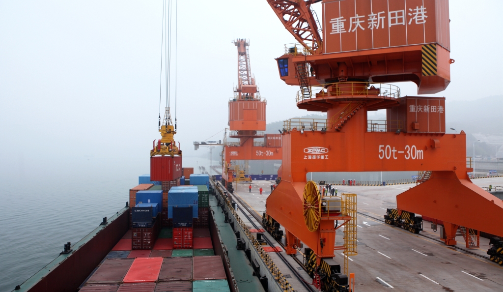 2020年12月3日，万州新田港一期作业区正式开港运营